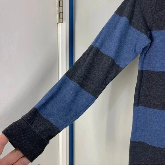 Shaun White Large (12-14)  Long Sleeve Stripe Gray & Blue - Picture 2 of 7